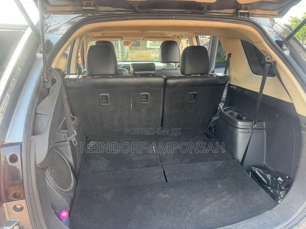 Mitsubishi Outlander 2016 Gray