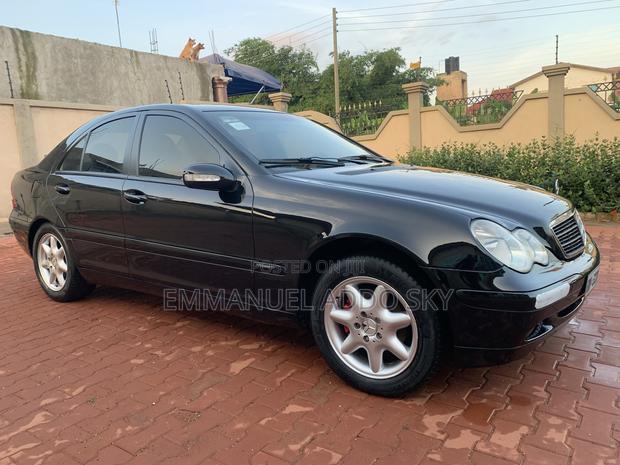 Mercedes-Benz C200 2005 Black