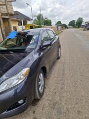 Toyota Matrix Hatchback FWD (1.8L 4cyl 5M) 2010 Gray for sale