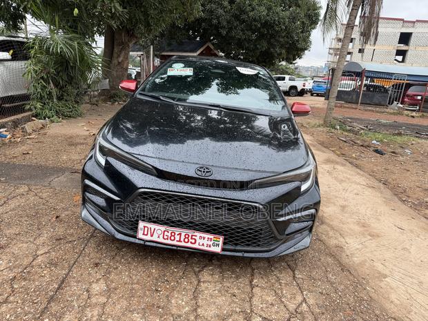 Toyota Corolla 2025 Black