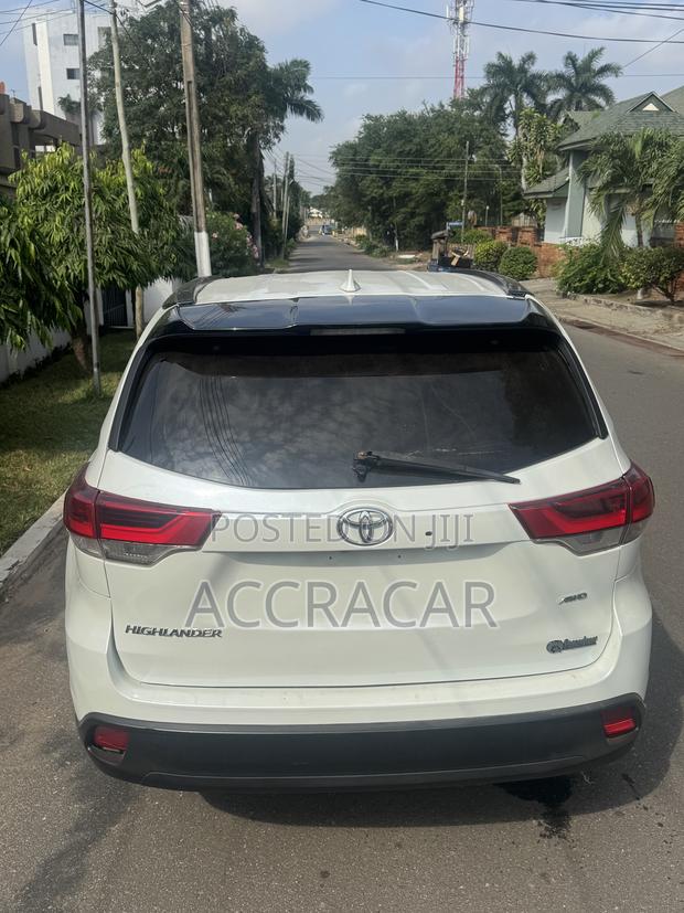 Toyota Highlander 2019 White