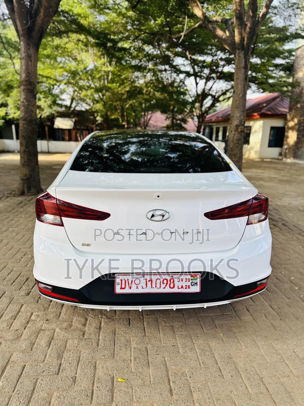 Hyundai Elantra SE 2020 White
