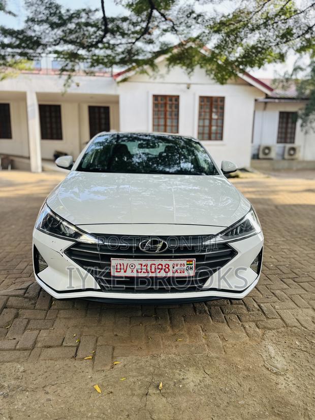Hyundai Elantra SE 2020 White