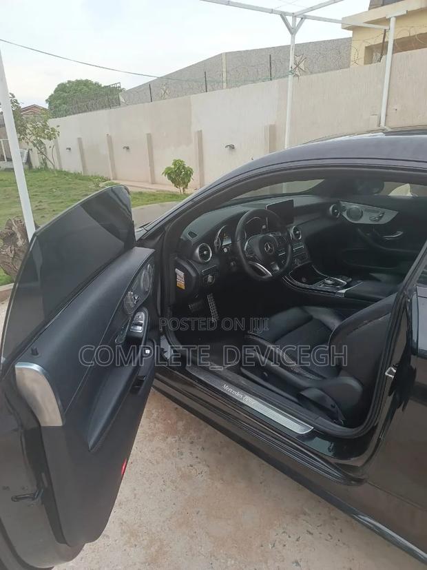 Mercedes-Benz C300 Base Coupe RWD (2.0L 4cyl 7A) 2017 Black