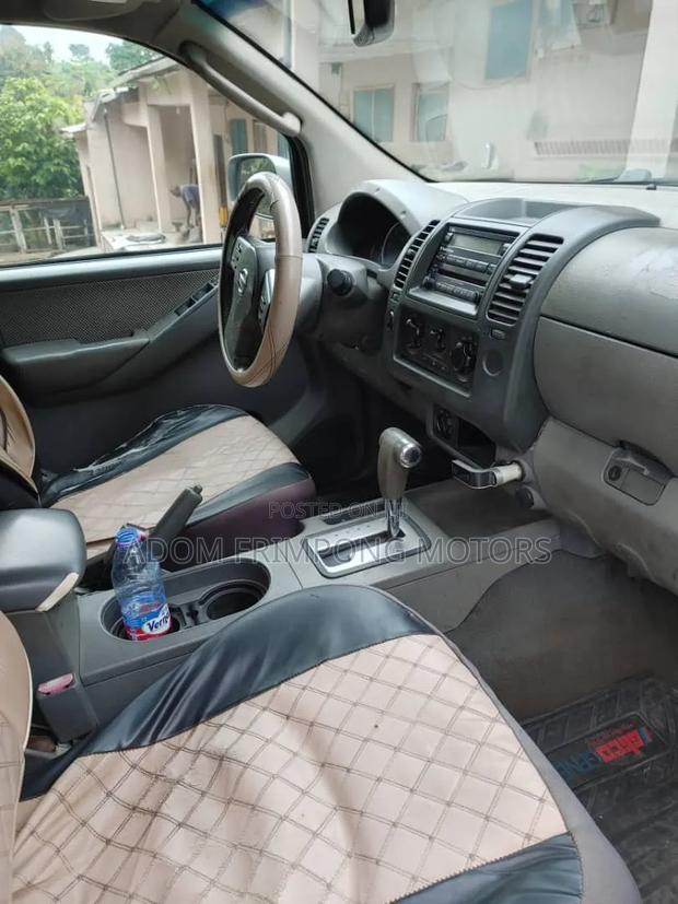 Nissan Frontier 2008 Silver