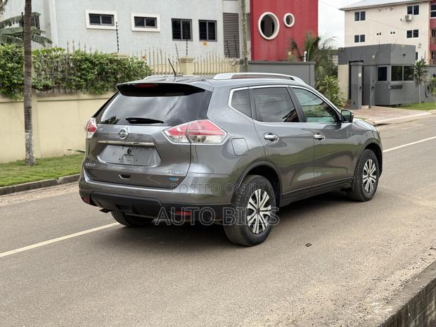 Nissan Rogue SL 4dr SUV AWD (2.5L 4cyl CVT) 2015 Gray