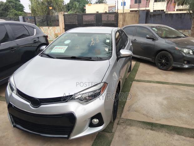 Toyota Corolla S 4dr Sedan (1.8L 4cyl CVT) 2016 Silver