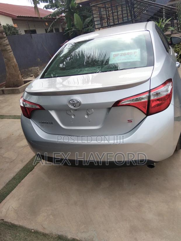 Toyota Corolla S 4dr Sedan (1.8L 4cyl CVT) 2016 Silver