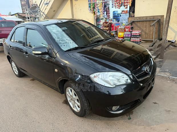 Toyota Vios 2010 Black