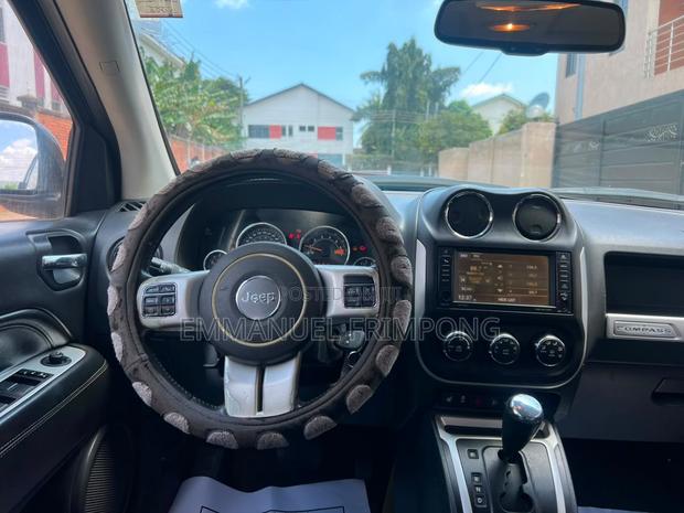 Jeep Compass Limited 4dr SUV 4WD (2.4L 4cyl 6A) 2014 Black