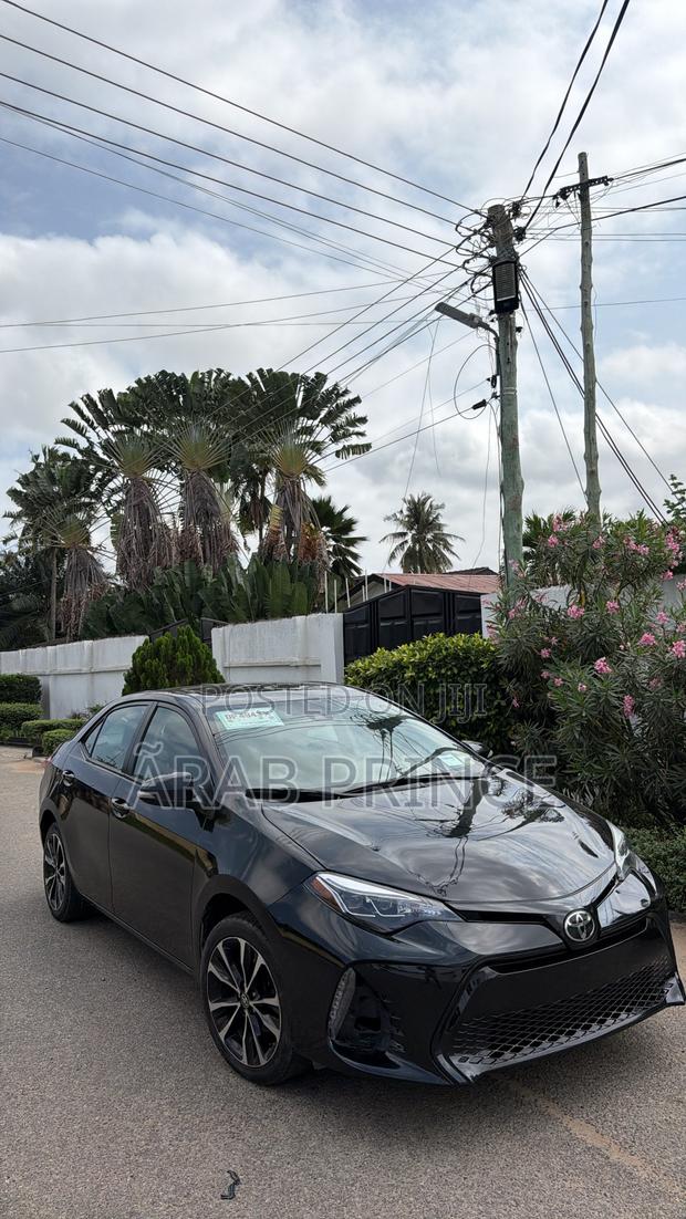 Toyota Corolla 2018 Black