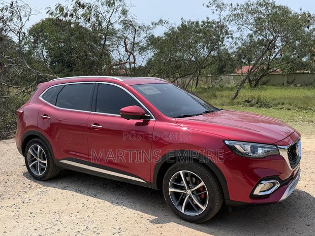 MG HS 20T DCT Trophy 2019 Red