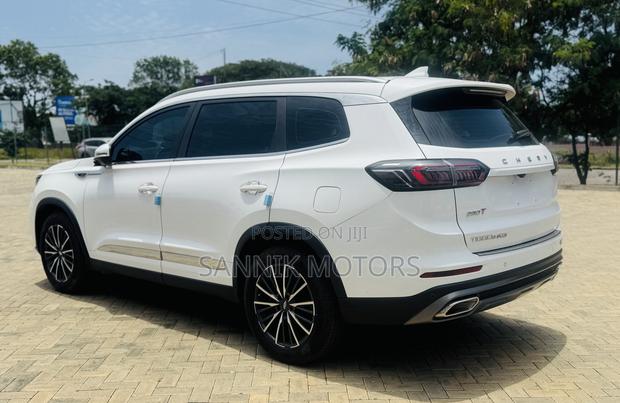 Chery Tiggo 8 2023 White
