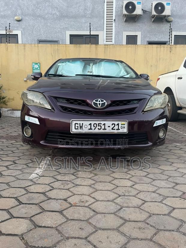 Toyota Corolla 2013 Black
