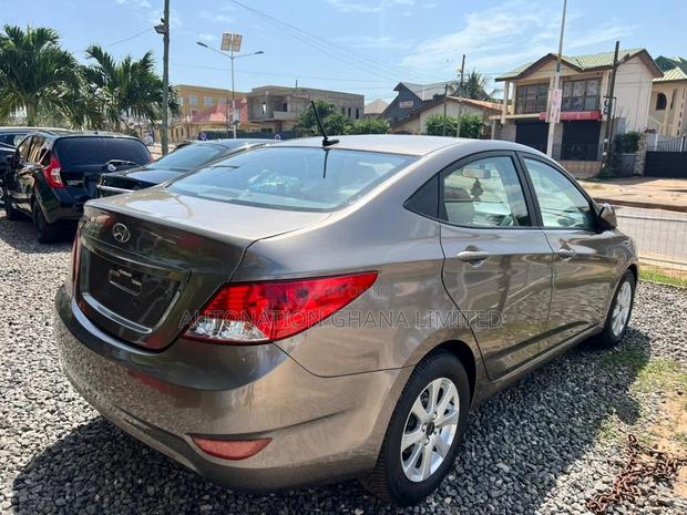 Hyundai Accent GS 2013 Gray
