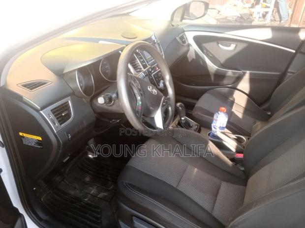 Hyundai Elantra 2015 White