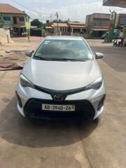 Toyota Corolla SE 4dr Sedan (1.8L 4cyl CVT) 2017 Silver for sale