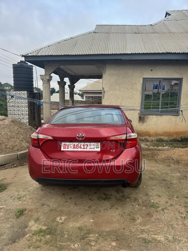 Toyota Corolla LE 4dr Sedan (1.8L 4cyl CVT) 2016 Red