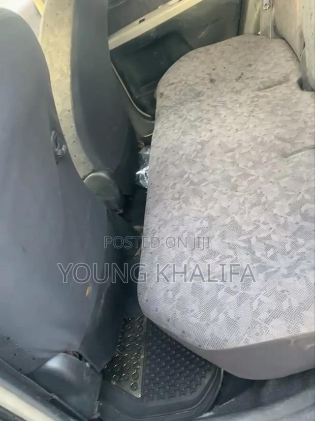 Toyota Vitz 2010 Gray
