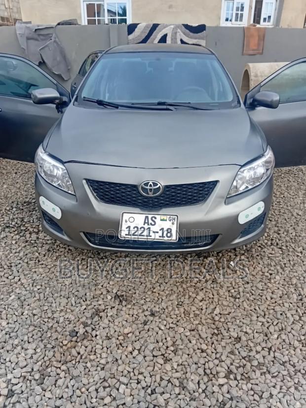 Toyota Corolla LE 4dr Sedan (1.8L 4cyl 4A) 2010 Gray