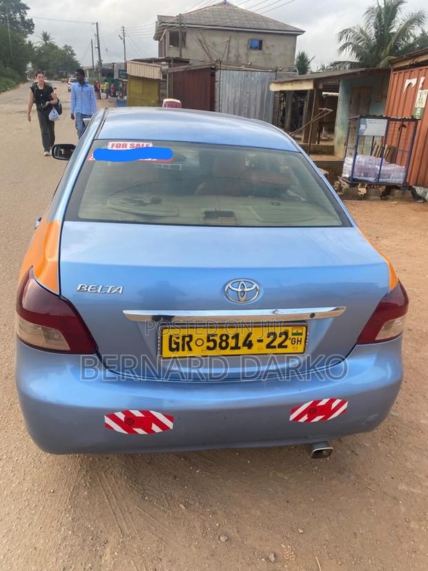 Toyota Belta 2010 Blue