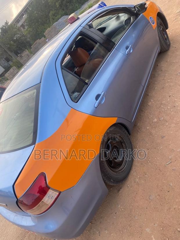 Toyota Belta 2010 Blue