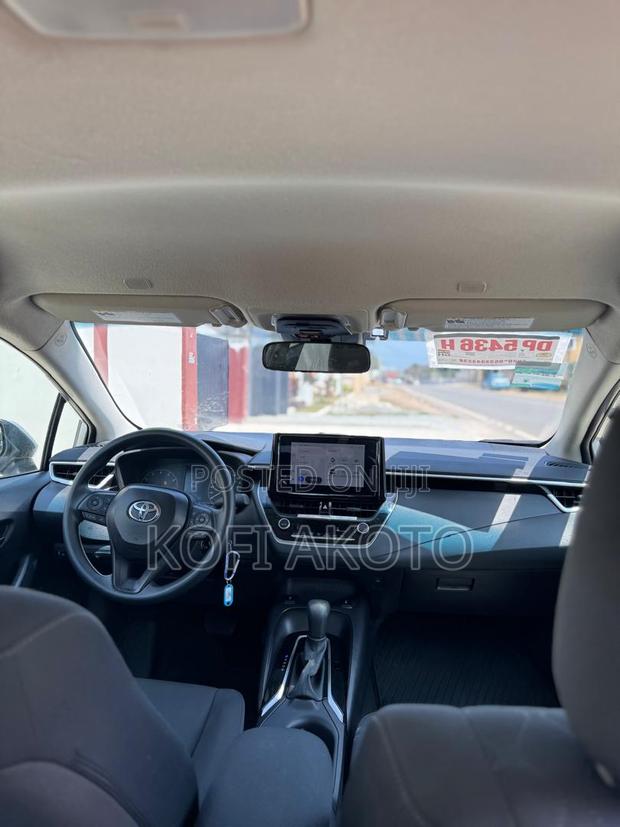 Toyota Corolla Hybrid LE 2025 Gray