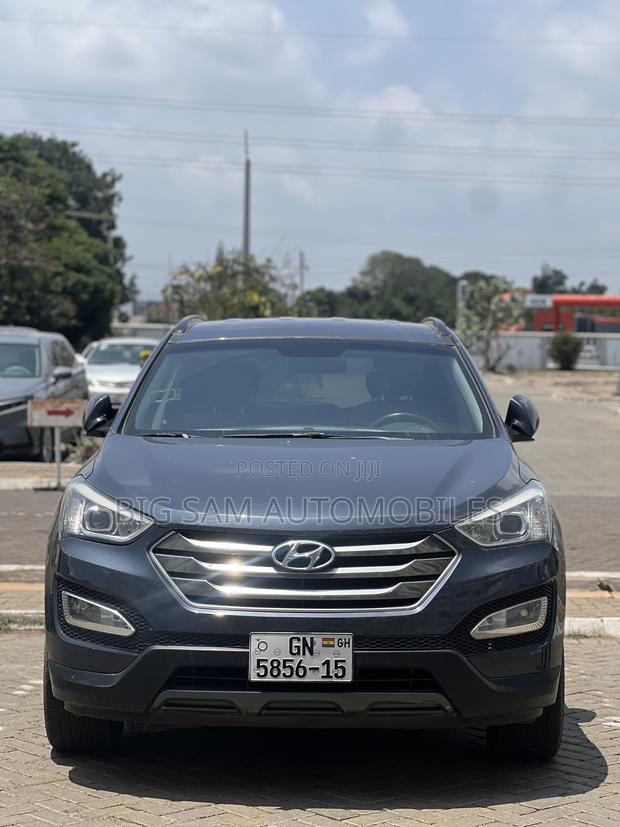 Hyundai Santa Fe 2016 Black