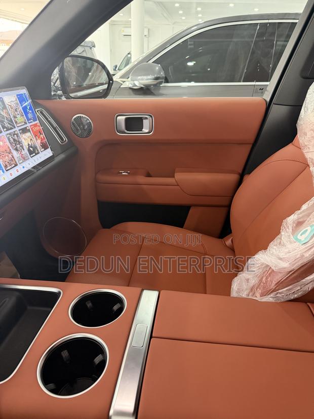 New Li Auto L9 1.5 Hybrid AWD 2025 Black
