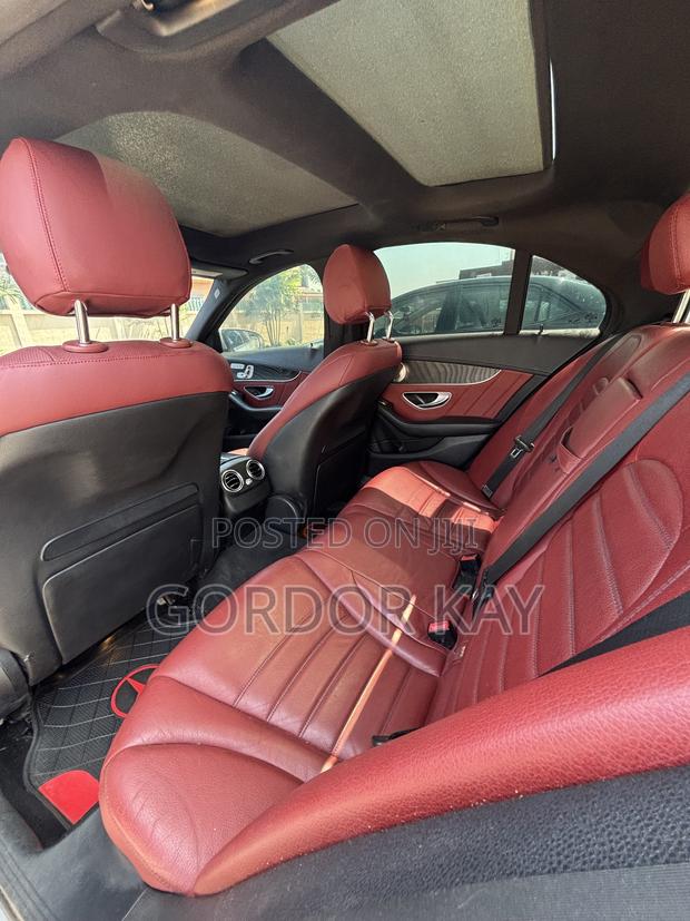Mercedes-Benz C300 2015 Silver
