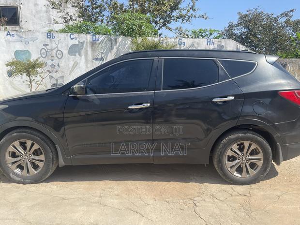 Hyundai Santa Fe Sport 2013 Black