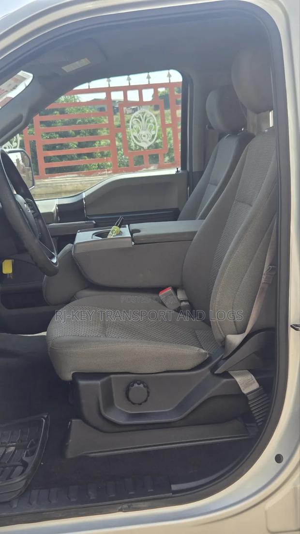 Ford F-150 XL 4x4 Regular Cab Styleside 6.5 ft. box 122 in. WB 2019
