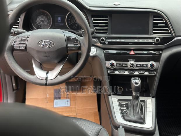 Hyundai Elantra 2019 Burgundy