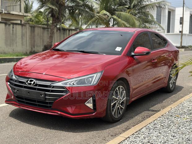 Hyundai Elantra 2019 Burgundy