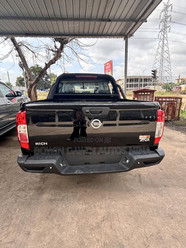 New Nissan Pick-Up 2025 Black