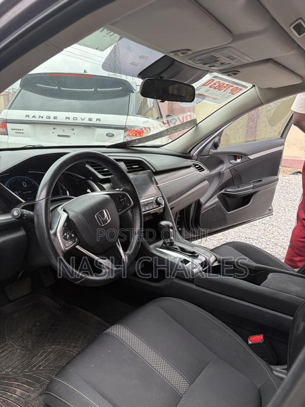 Honda Civic EX Sedan 2019 Gray