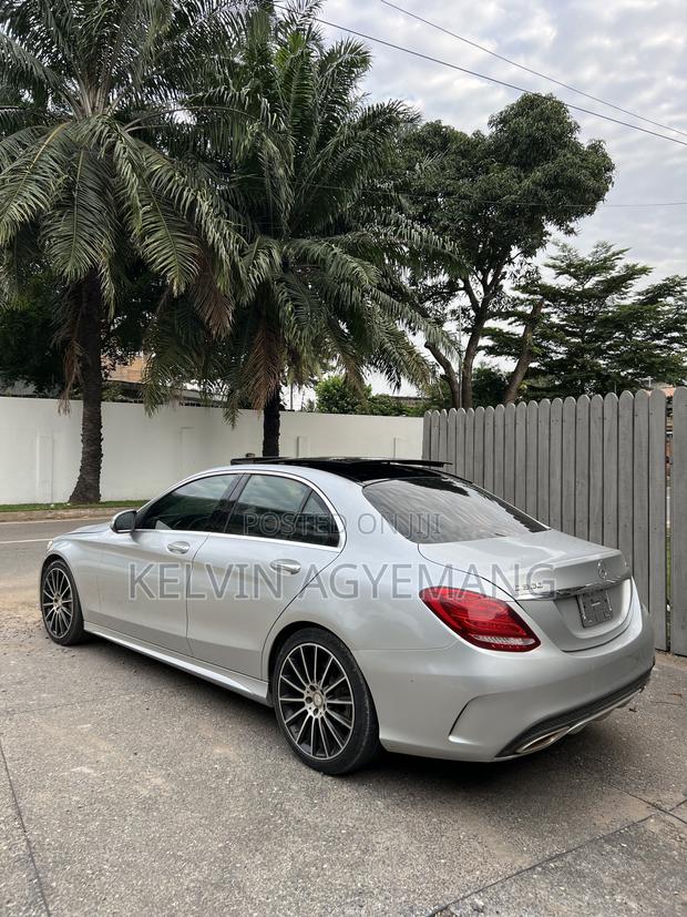 Mercedes-Benz C300 2015 Silver