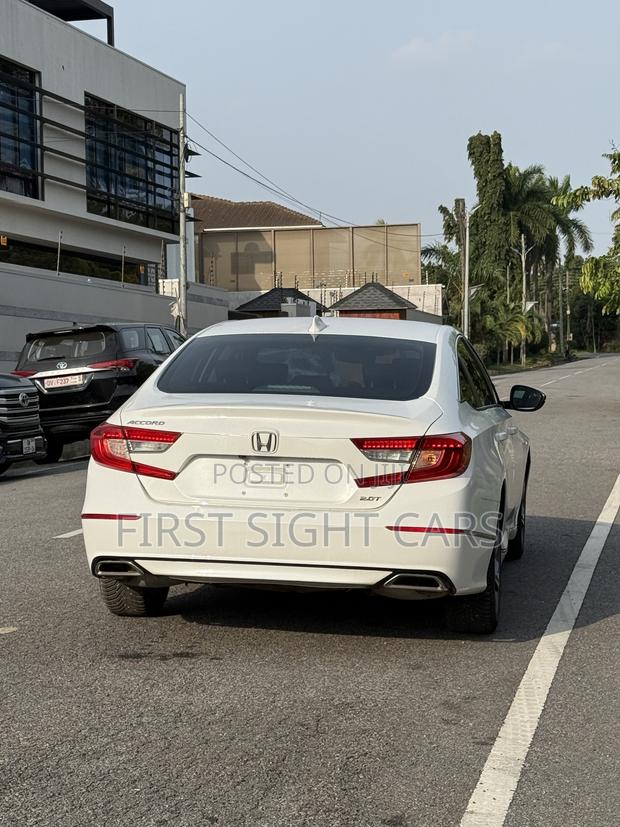 Honda Accord EX-L 2.0T 2020 White