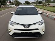 Toyota RAV4 XLE 4dr SUV (2.5L 4cyl 6A) 2018 White for sale