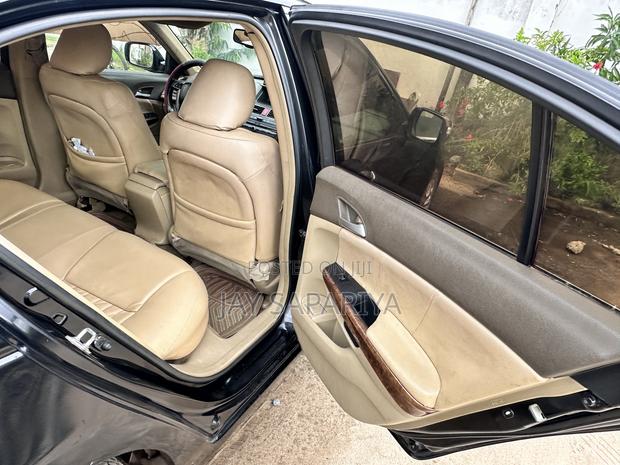 Honda Accord 2012 Black
