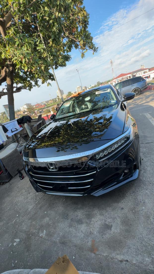 Honda Accord Touring 2.0T 2022 Black
