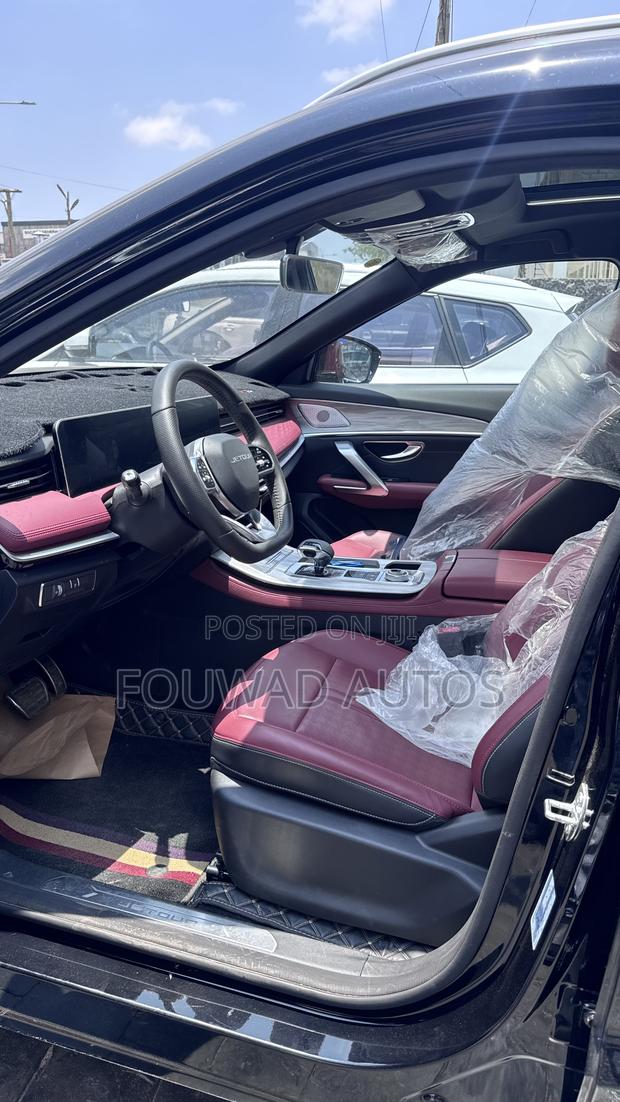 New Jetour X70 Plus 2025 Black