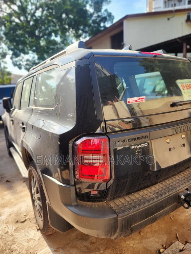 New Toyota Land Cruiser Prado 2024 Black