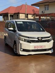 Toyota Voxy V 2WD 8-Seater 2015 White for sale