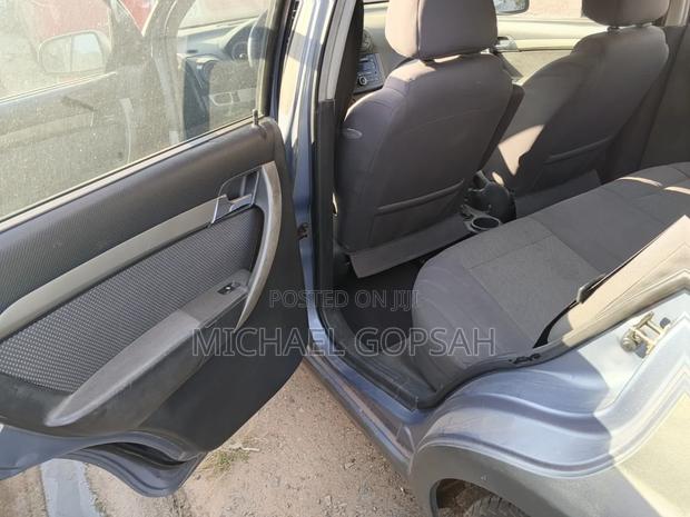 Chevrolet Aveo 2011 Gray