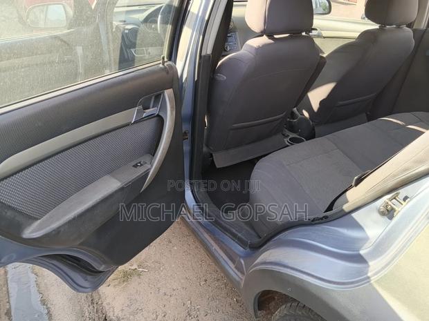 Chevrolet Aveo 2011 Gray