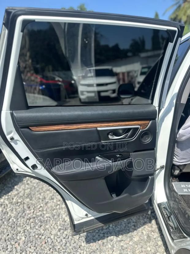 Honda CR-V 2018 White