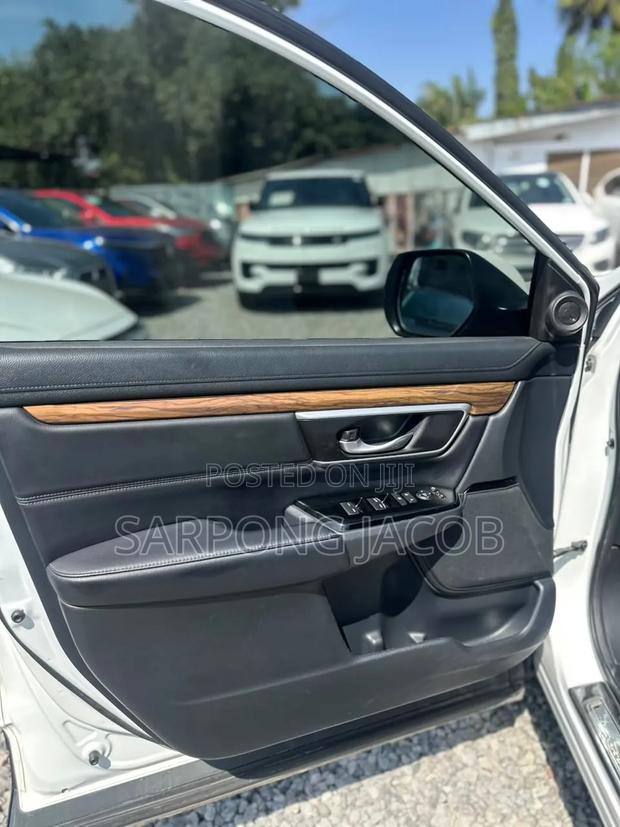 Honda CR-V 2018 White