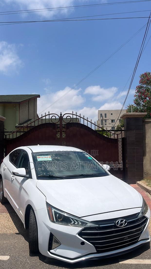 Hyundai Elantra SE 2019 White