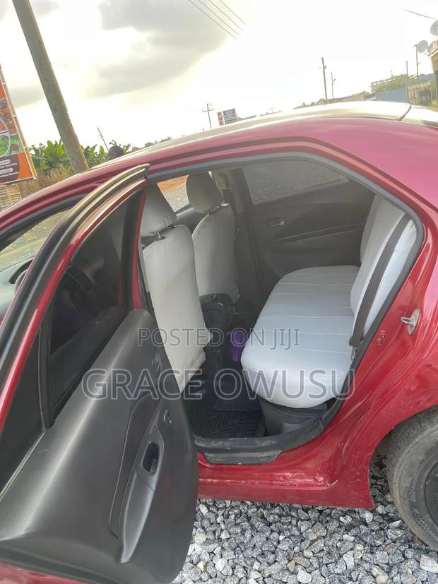 Toyota Yaris 1.5 2009 Red